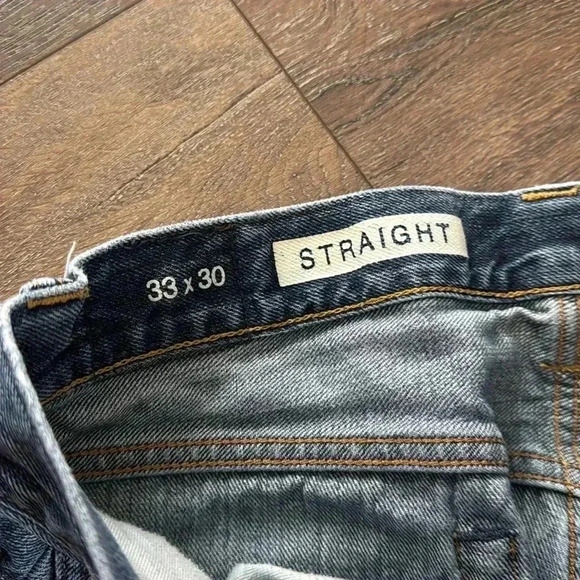 Gap Straight Jeans.  Men’s size. 33x30. - Picture 5 of 9